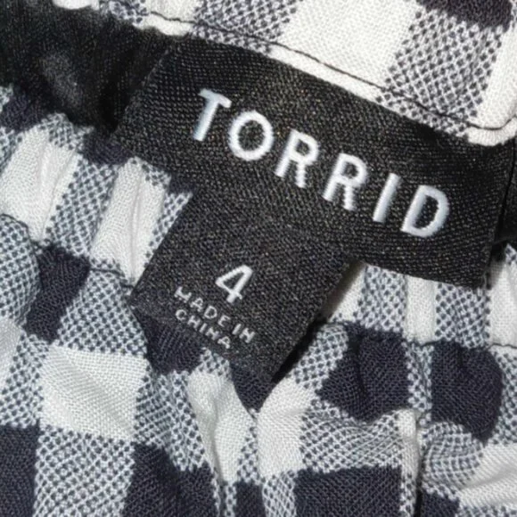 Torrid Black and White Gingham Checkered Buffalo Plaid Off Shoulder Dress Ruffle - Picture 6 of 7